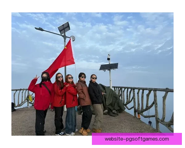 探索登山极限：挑战世界高峰，突破极限纪录