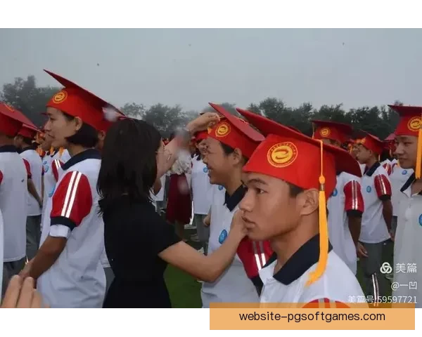 游泳赛事回放：激情澎湃，势不可挡