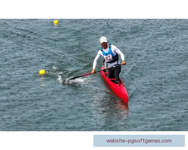 皮划艇冠军的背后故事：挑战与荣耀